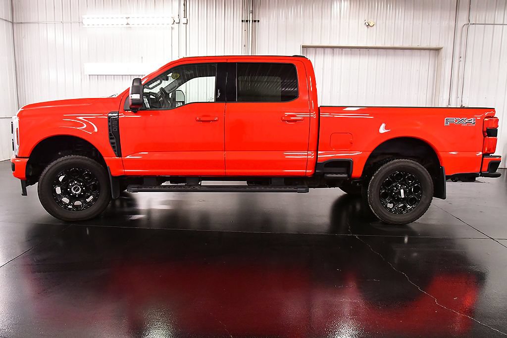 Used 2024 Ford F250 XLT w/ Black Appearance Package AWD/4WD image 4
