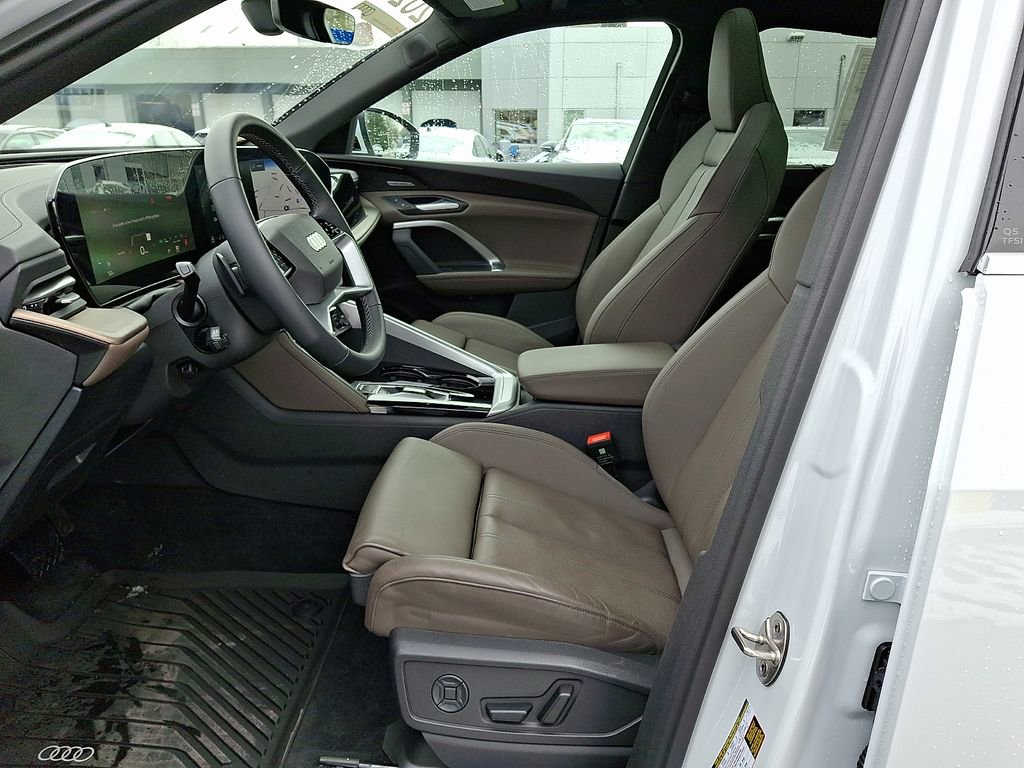 Certified 2025 Audi Q5 Premium Plus image 13