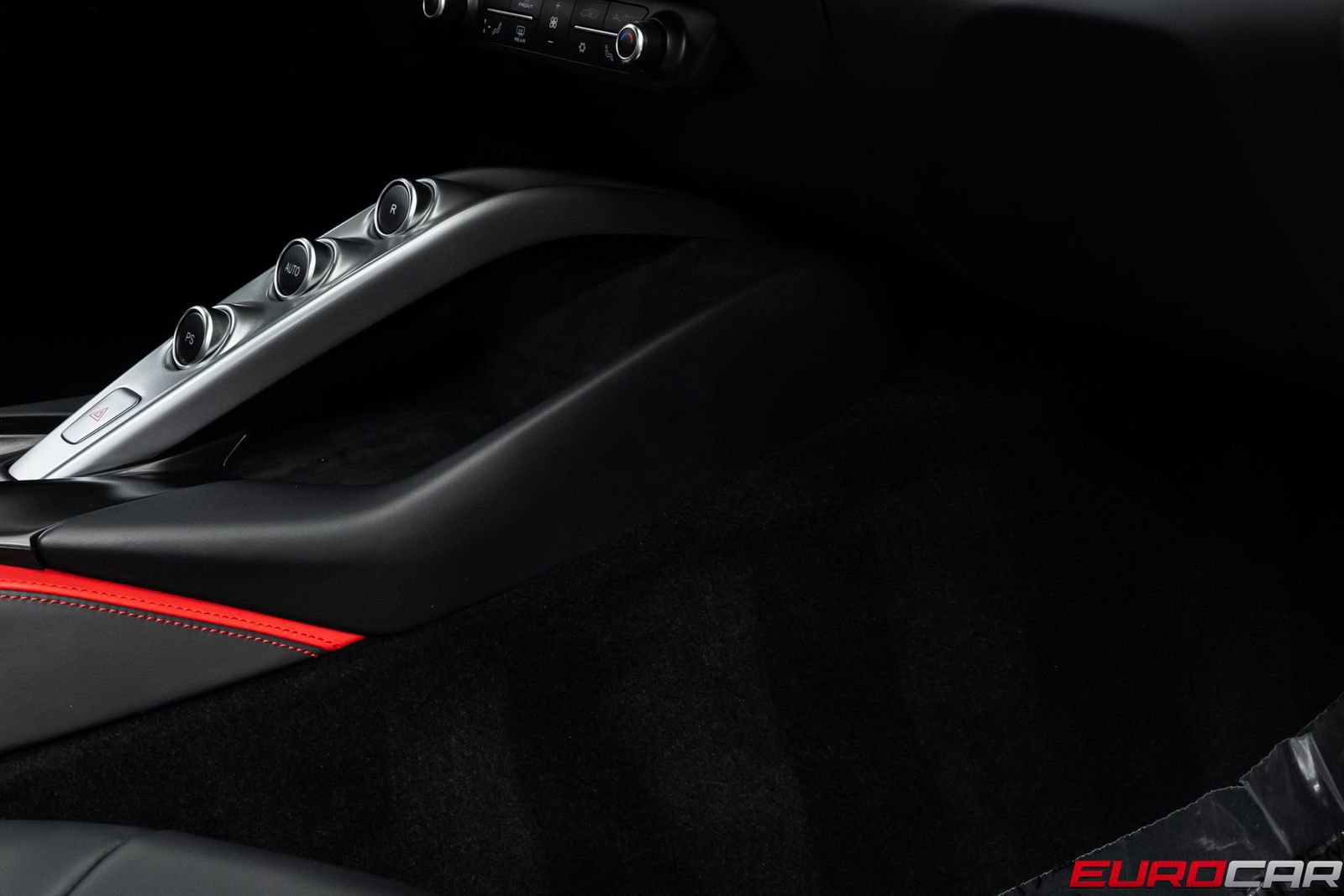 Used 2020 Ferrari 812 Superfast RWD image 35