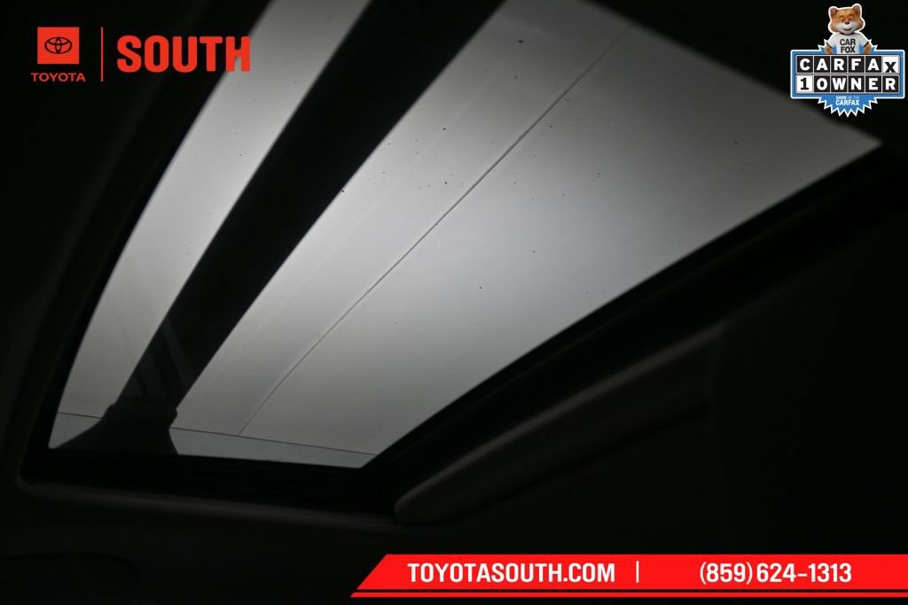 Used 2022 Toyota RAV4 XLE w/ Convenience Package AWD/4WD image 20