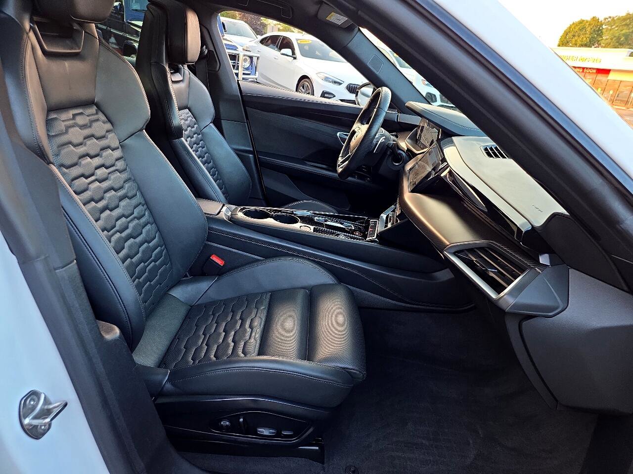 Used 2022 Audi e-tron GT Premium Plus w/ Performance Package image 38