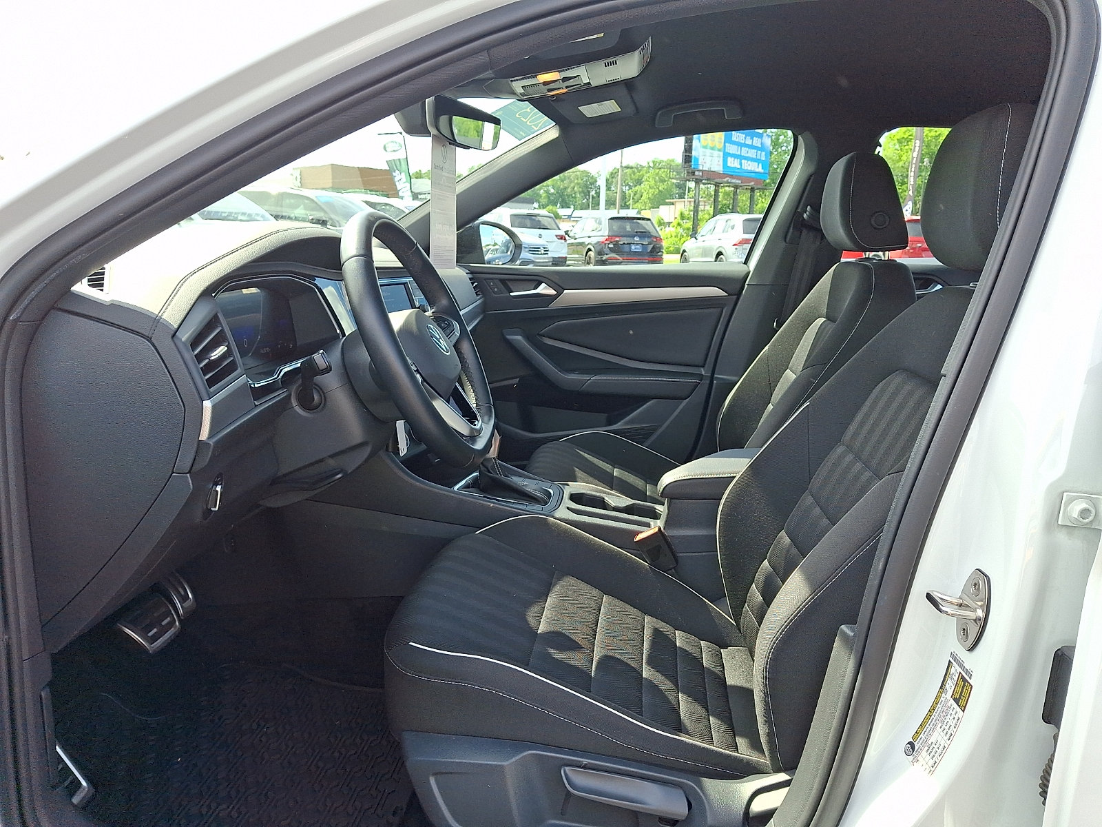 Certified 2023 Volkswagen Jetta Sport FWD image 10