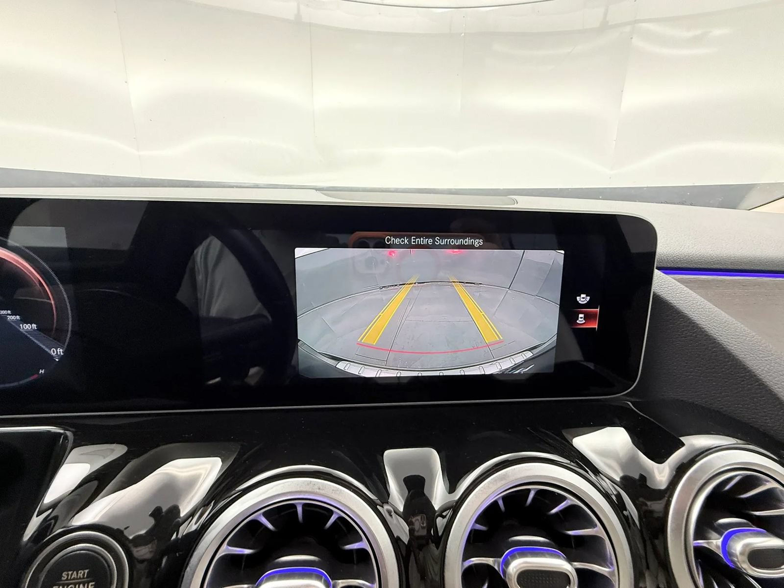 Used 2021 Mercedes-Benz GLA 250 4MATIC w/ Premium Package image 41