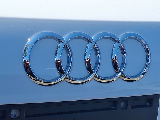 Used 2025 Audi Q3 2.0T Premium AWD/4WD image 8