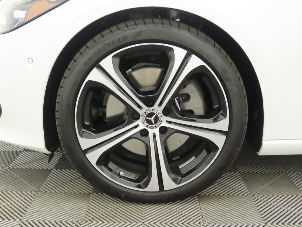 New 2025 Mercedes-Benz C 300 4MATIC Sedan image 31