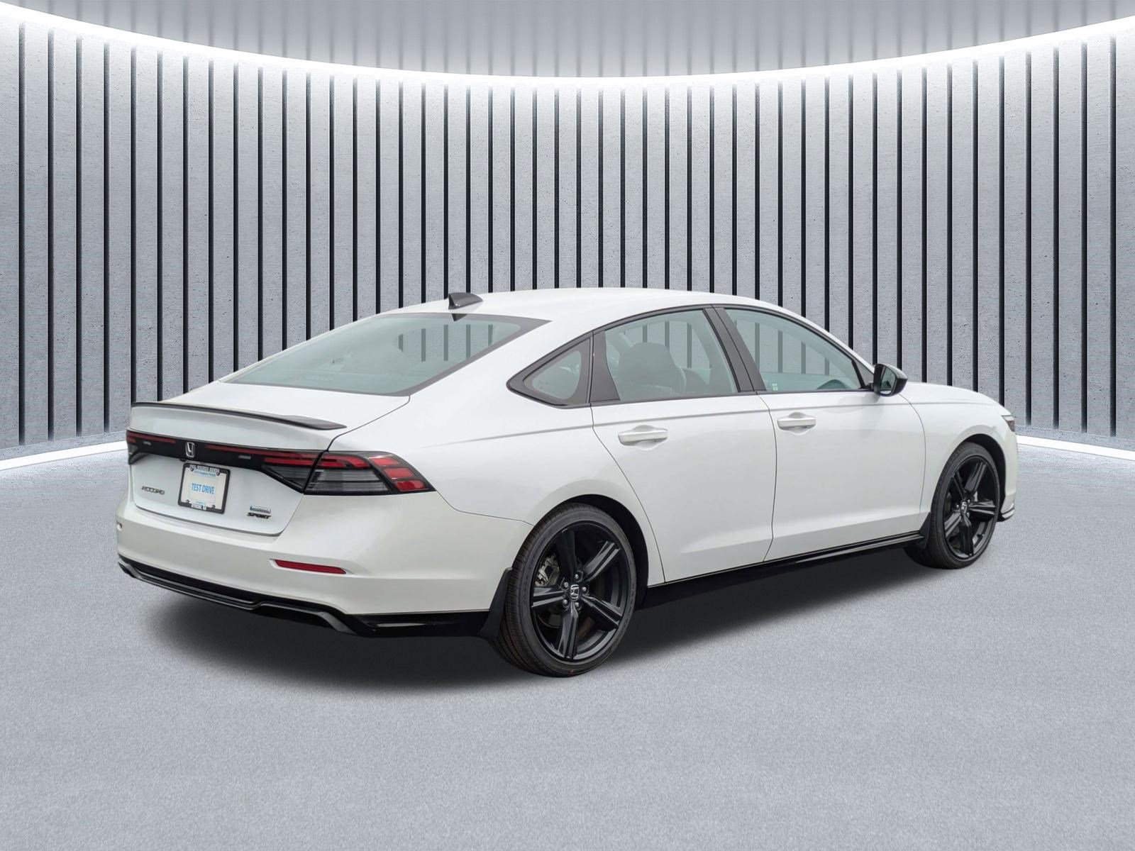 Used 2023 Honda Accord Sport image 5
