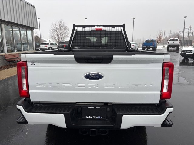 Used 2023 Ford F350 XLT image 14