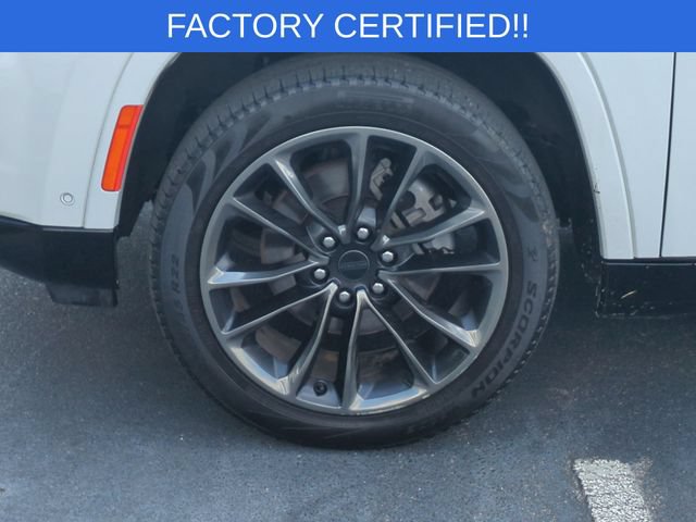 Certified 2025 Jeep Grand Wagoneer Series III w/ Rear Seat Video Group 1 AWD/4WD image 10
