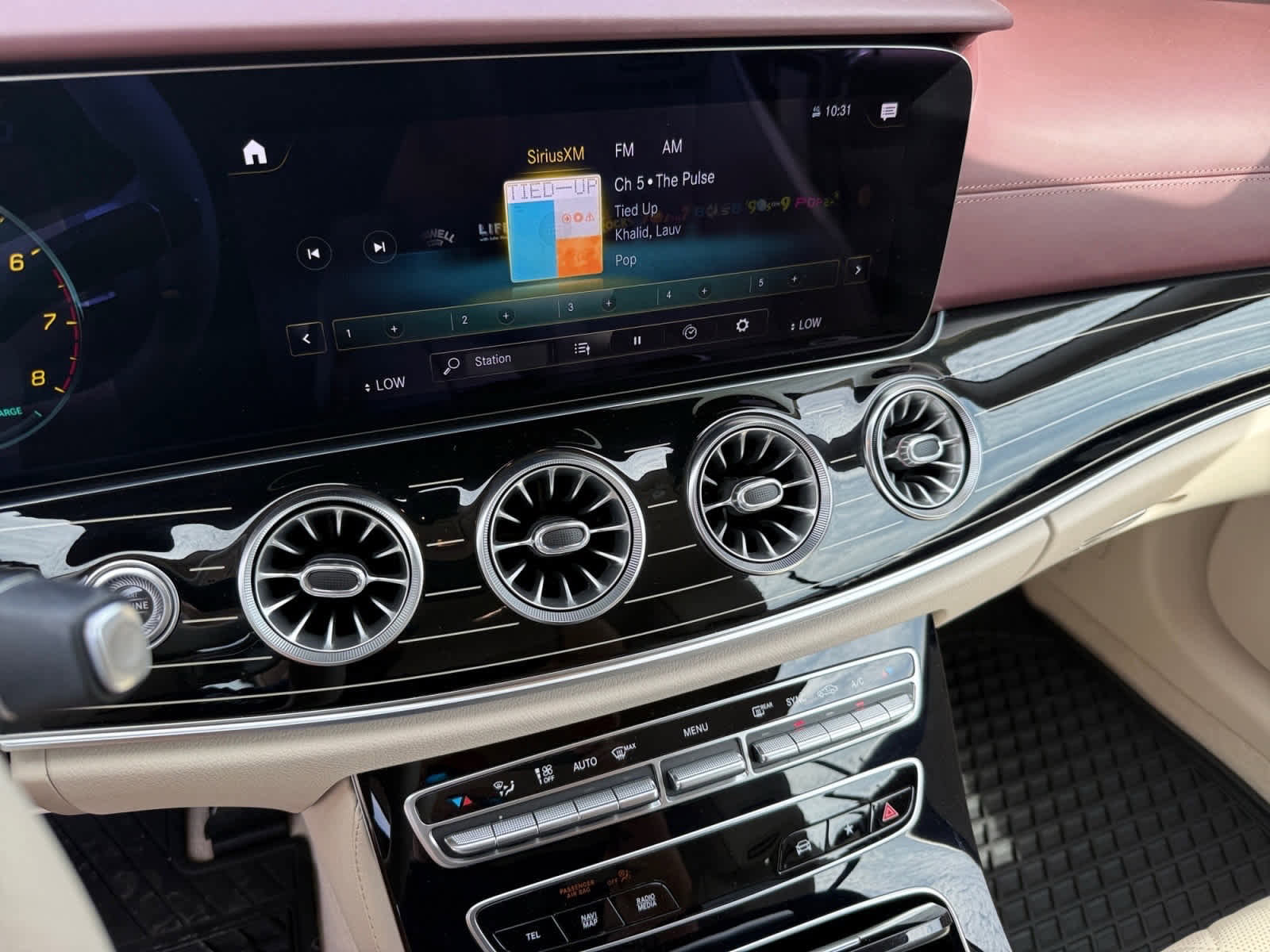 Certified 2022 Mercedes-Benz E 450 Cabriolet image 15