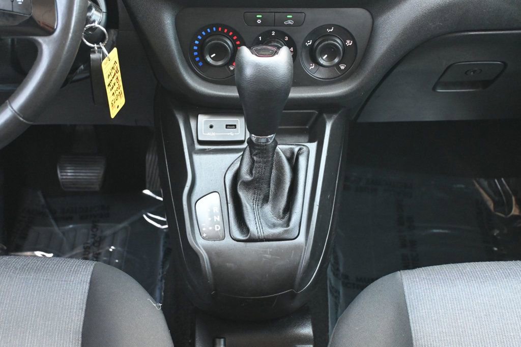 Used 2016 RAM ProMaster City Tradesman SLT w/ Rear Back-up Camera Group image 11