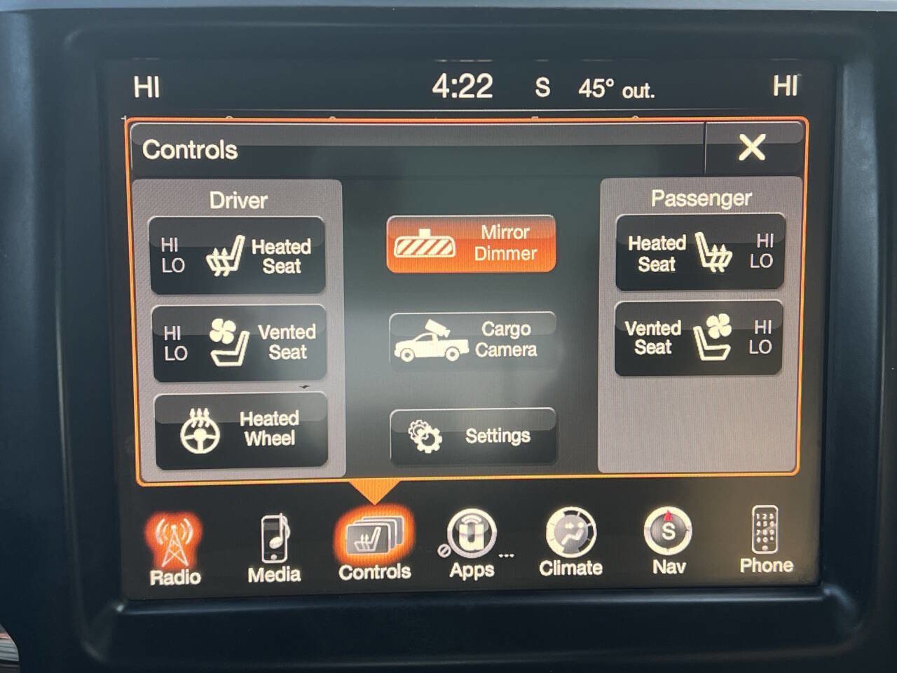 Used 2015 RAM 3500 Laramie image 31