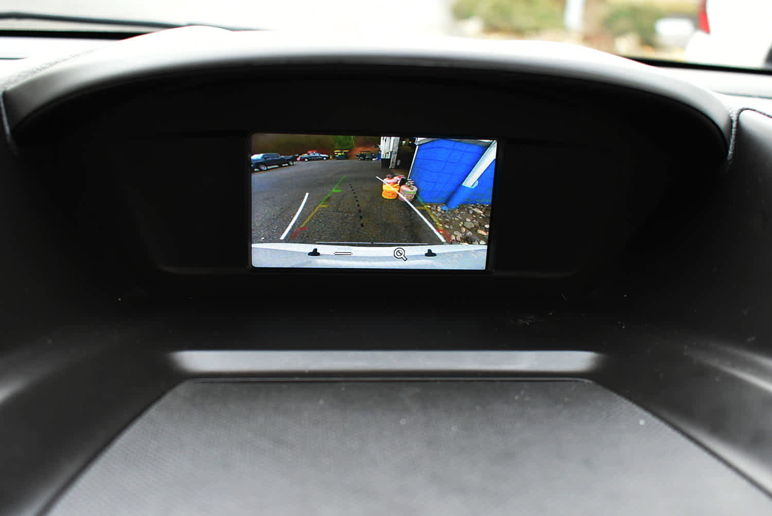 Used 2018 Ford Escape SE image 16