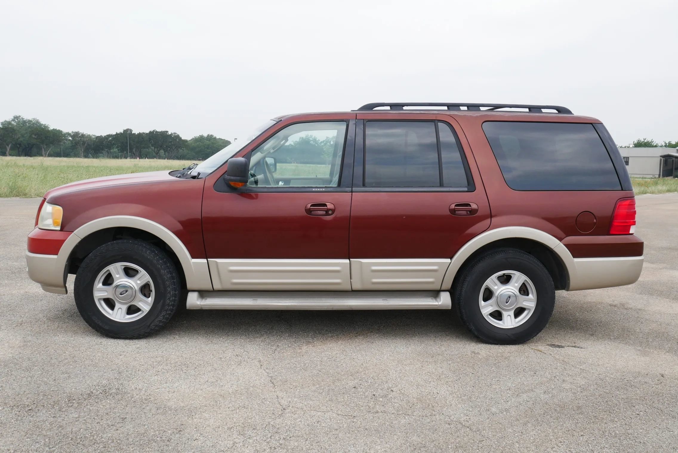 Used 2006 Ford Expedition Eddie Bauer RWD image 6