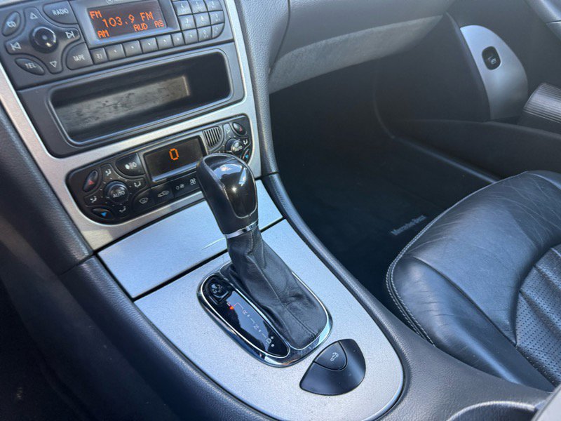 Used 2004 Mercedes-Benz CLK 55 AMG Cabriolet image 20