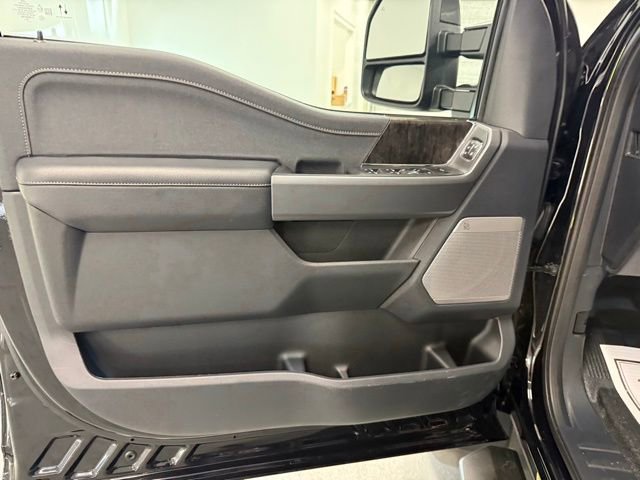 New 2026 Ford F450 Lariat image 12