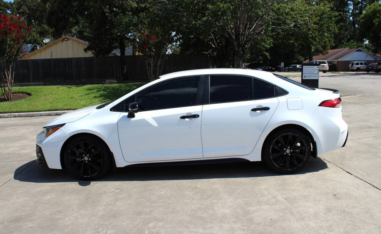 Used 2021 Toyota Corolla SE FWD image 3