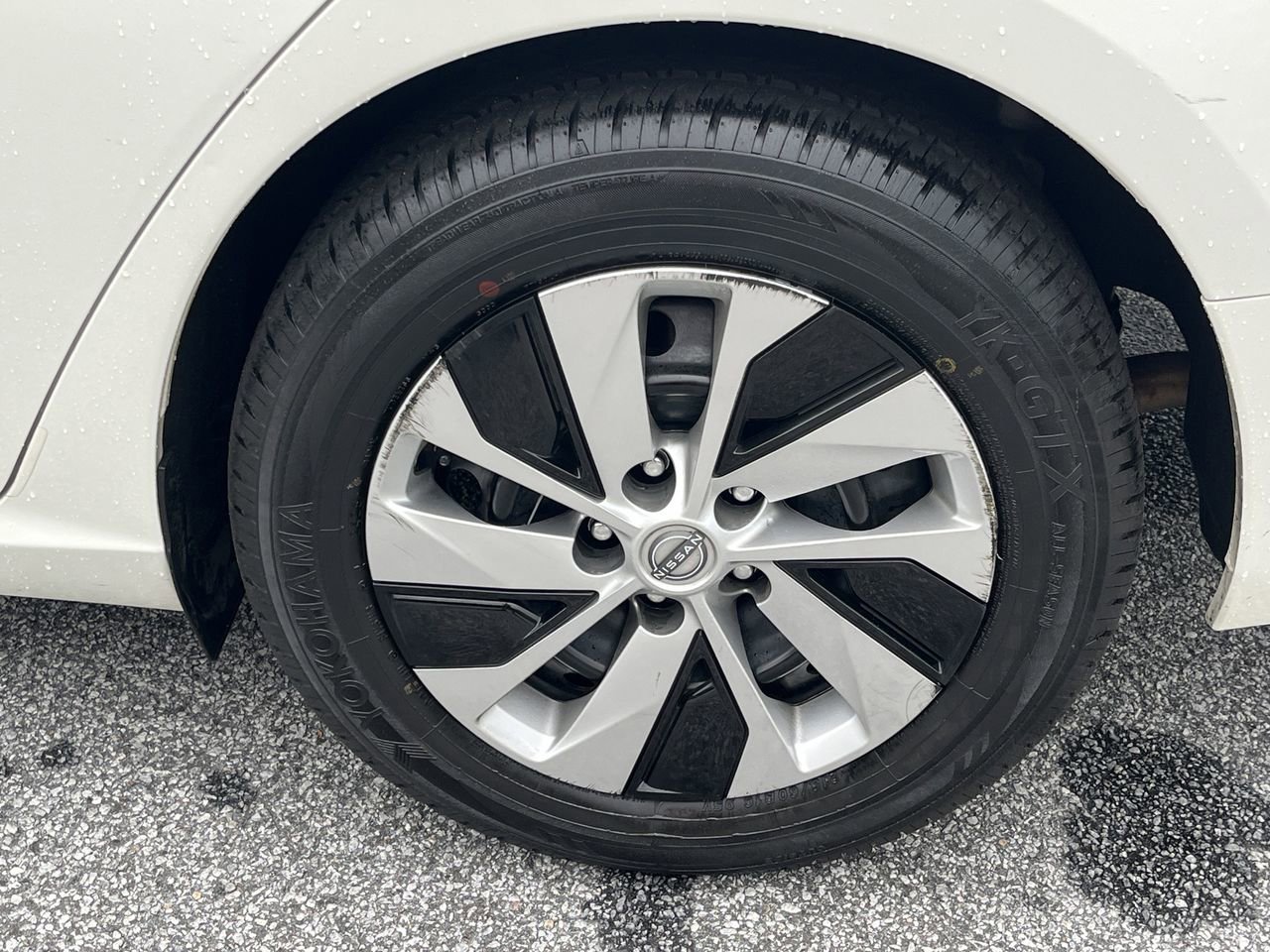Used 2024 Nissan Altima 2.5 S FWD image 32