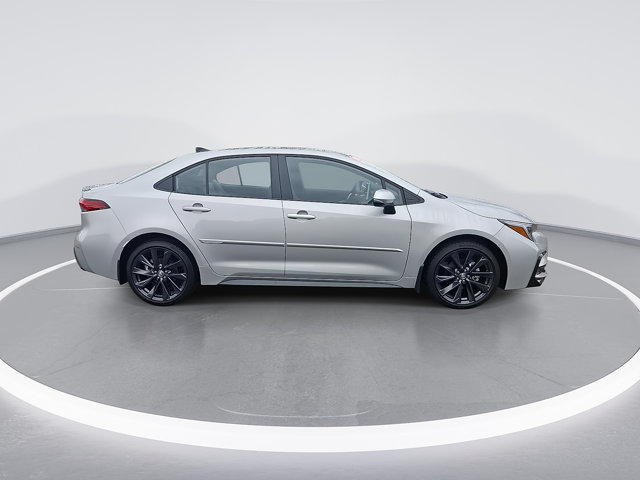 Used 2026 Toyota Corolla XSE FWD image 10