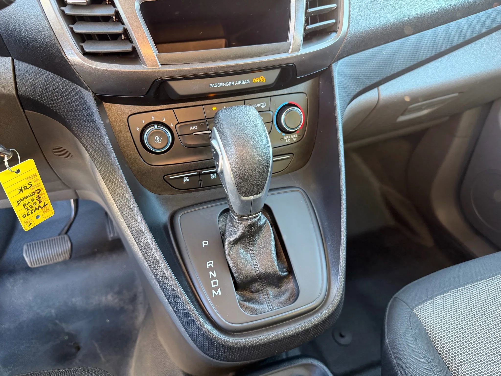 Used 2022 Ford Transit Connect XL image 17