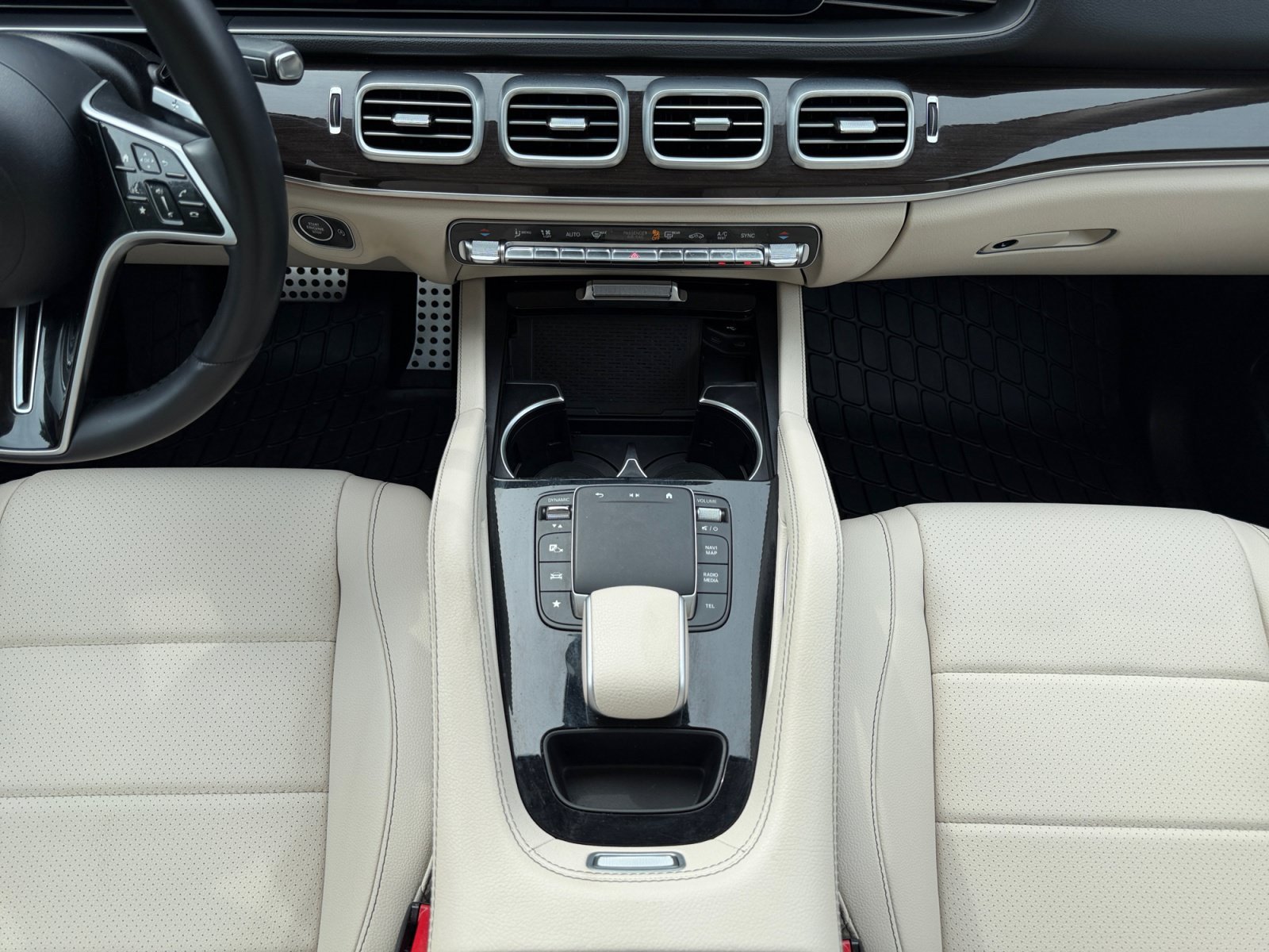 Used 2024 Mercedes-Benz GLE 350 4MATIC image 15