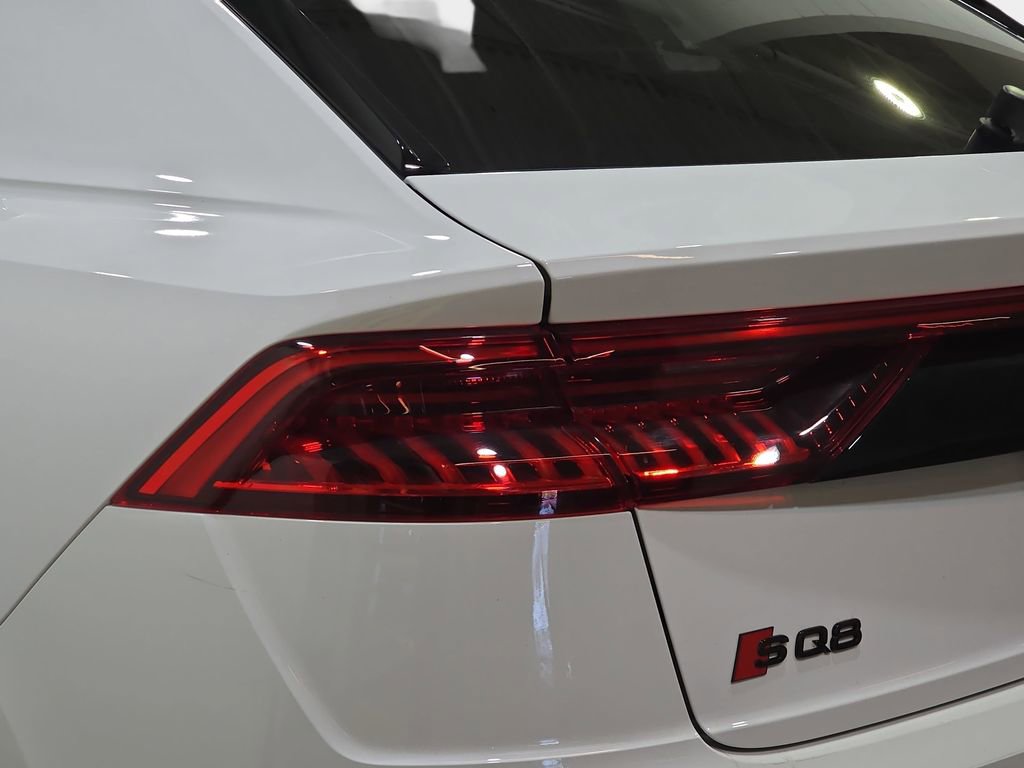 Used 2023 Audi SQ8 Prestige AWD/4WD image 35