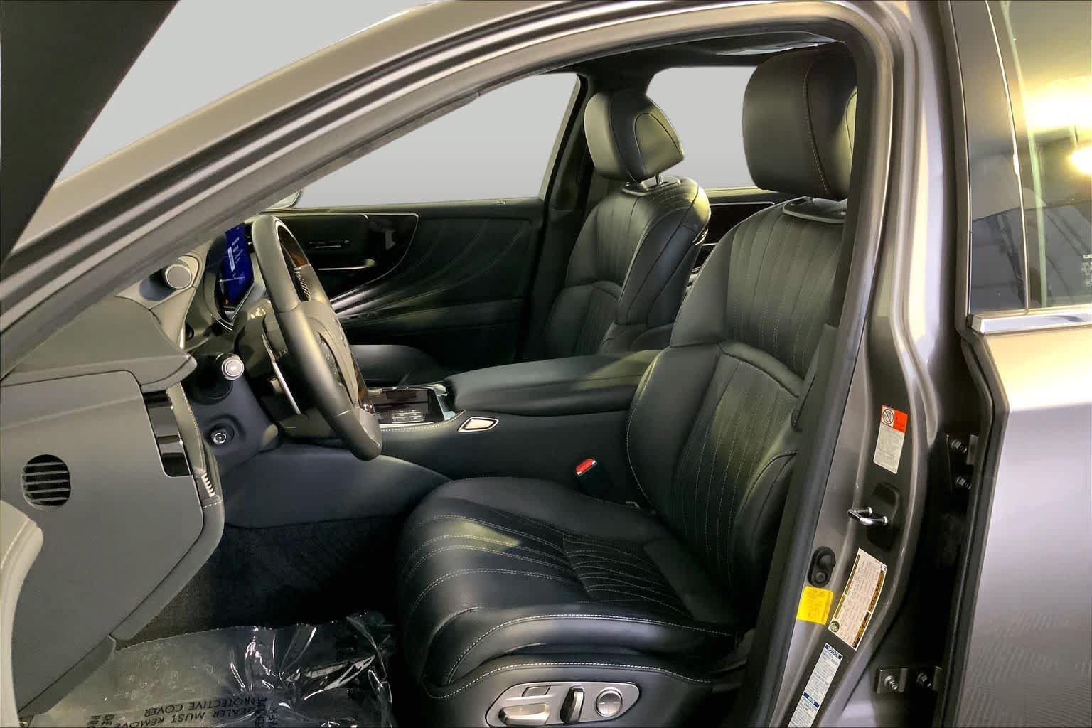 Certified 2023 Lexus LS 500 AWD w/ Interior Upgrade Package image 9