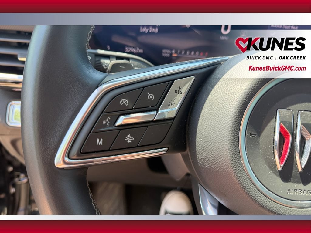 Used 2024 Buick Envision Preferred AWD/4WD image 17