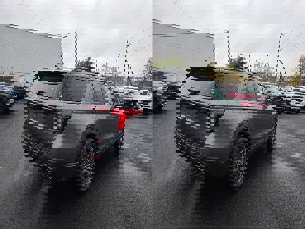 New 2026 Ford Explorer ST image 5