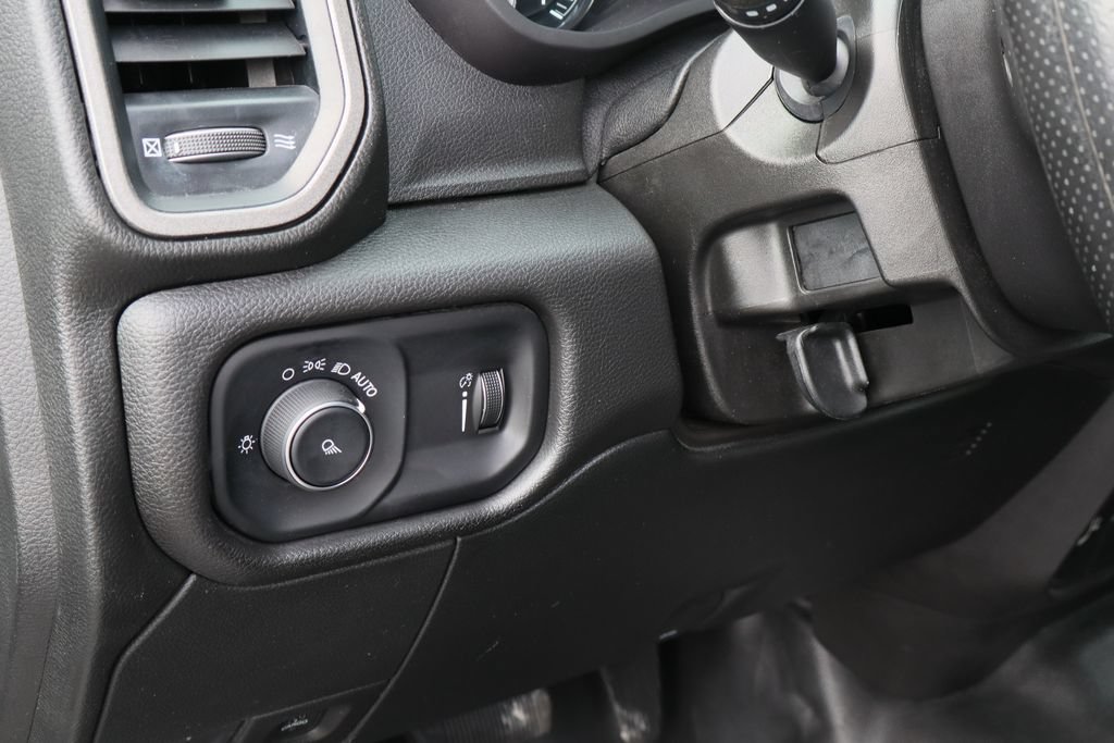 Used 2022 RAM 2500 Tradesman AWD/4WD image 13