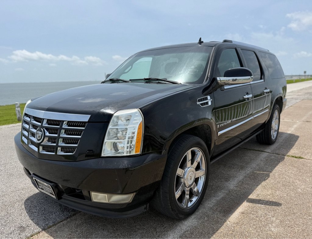 Used 2007 Cadillac Escalade ESV AWD w/ Information Package image 1