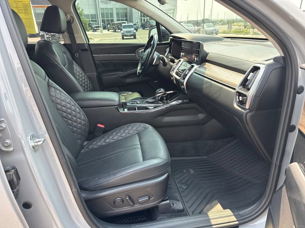 Used 2023 Kia Sorento SX Prestige AWD/4WD image 31