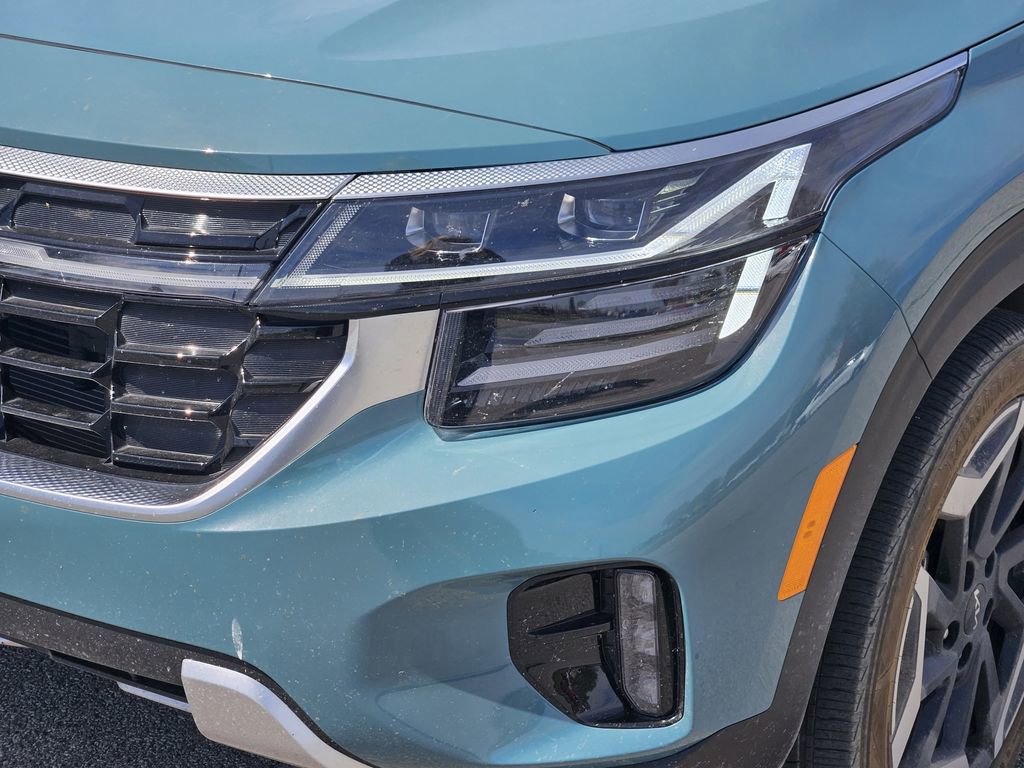 Used 2025 Kia Seltos SX w/ SX Sunroof Package image 5