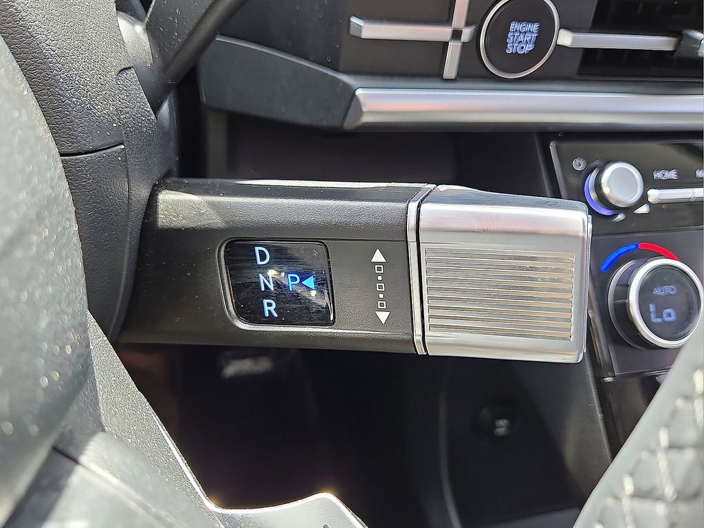 Used 2025 Hyundai Santa Fe XRT image 29