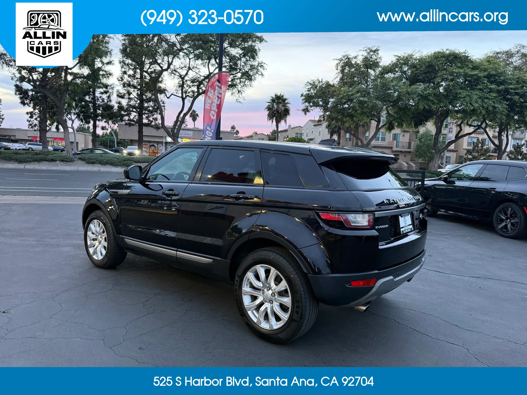 Used 2017 Land Rover Range Rover Evoque SE AWD/4WD image 6