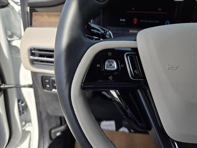 New 2026 Lincoln Corsair Grand Touring w/ Rear Removable Package Tray AWD/4WD image 15