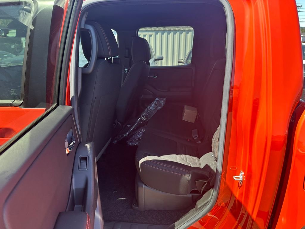 New 2025 Nissan Frontier PRO-4X w/ Pro Convenience Package image 24