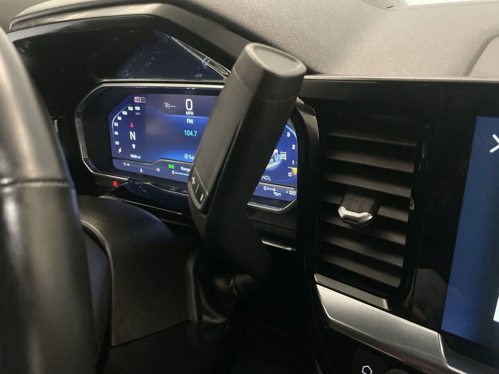 Used 2024 Chevrolet Silverado 2500 LTZ w/ LTZ Premium Package AWD/4WD image 10