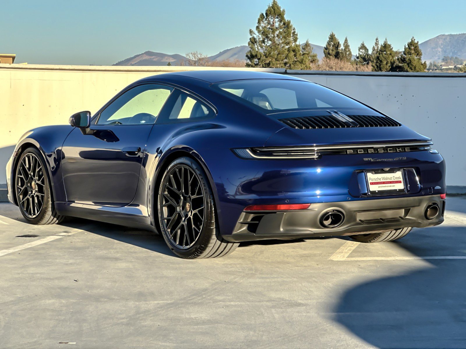 Used 2024 Porsche 911 Carrera GTS image 3