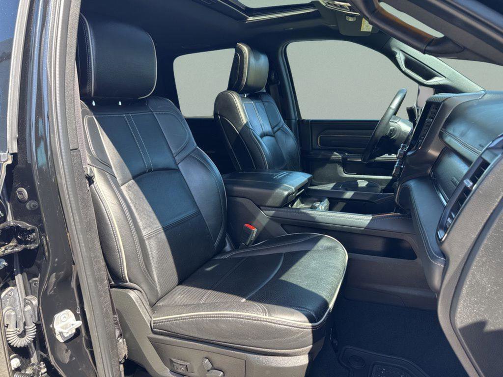 Used 2023 RAM 2500 Limited w/ Night Edition image 39