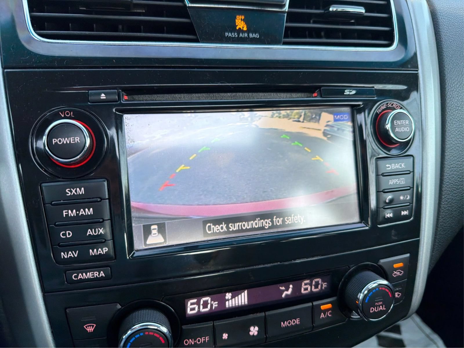 Used 2015 Nissan Altima 2.5 SL w/ Technology Package FWD image 28