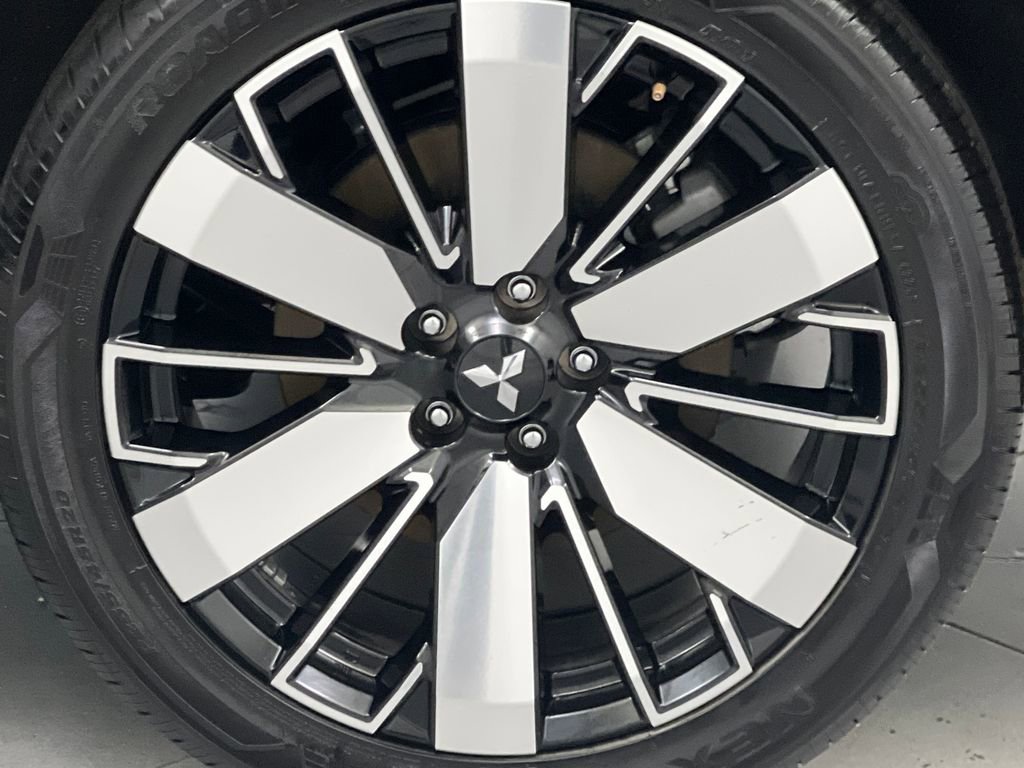 Used 2025 Mitsubishi Outlander SE AWD/4WD image 72