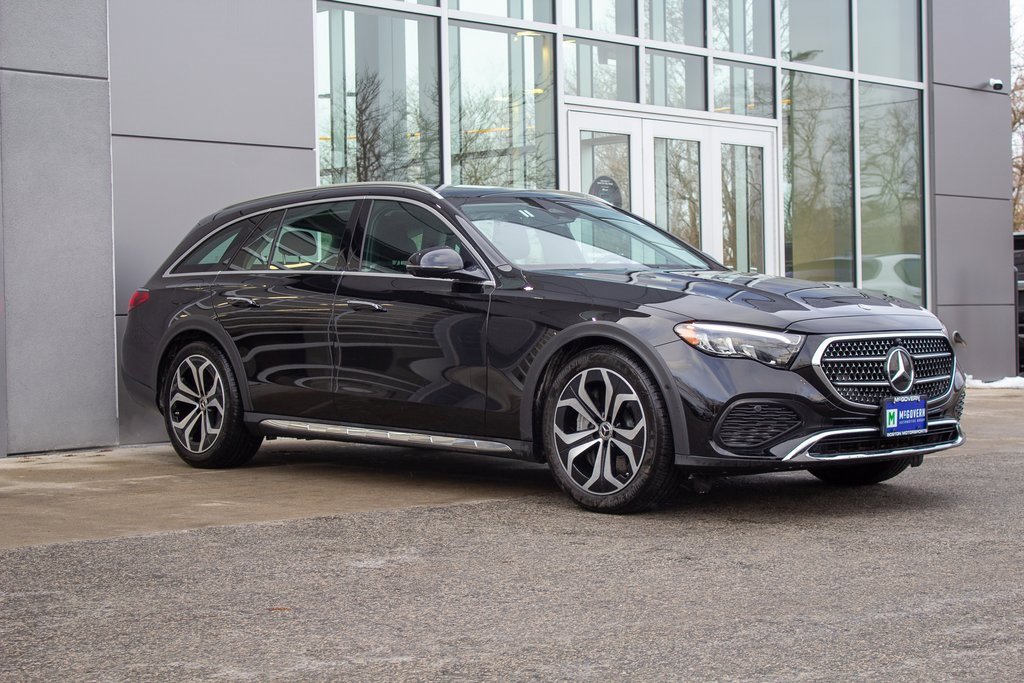 Used 2025 Mercedes-Benz E 450 4MATIC All-Terrain Wagon image 3