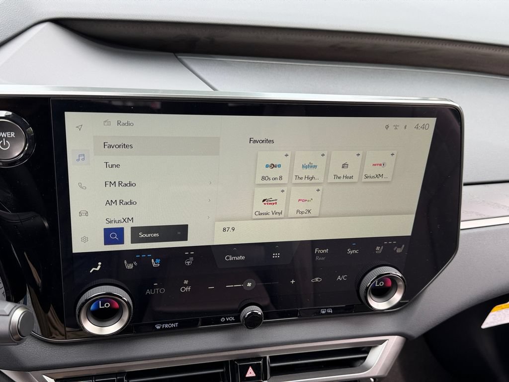 New 2026 Lexus RX 450h AWD image 17