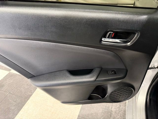 Used 2021 Toyota Prius Prime Limited w/ Carpet Mat Package (TMS) image 17