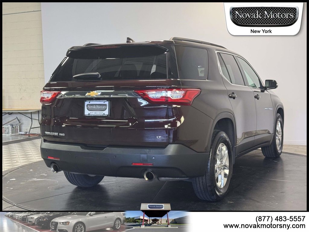 Used 2020 Chevrolet Traverse LT w/ Driver Confidence II Package image 8