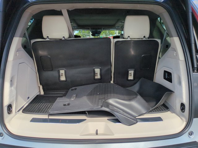 Used 2024 Cadillac Escalade Premium Luxury Platinum AWD/4WD image 13
