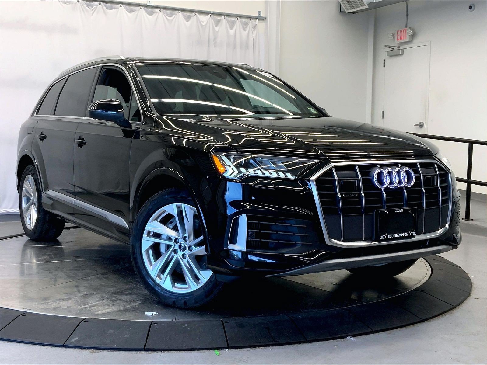 Used 2023 Audi Q7 3.0T Premium Plus w/ Premium Plus Package