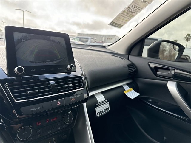 New 2025 Mitsubishi Eclipse Cross LE image 24