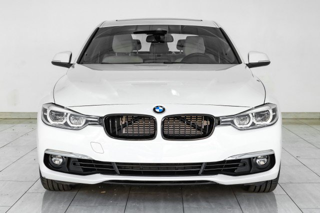 Used 2018 BMW 330e RWD image 3