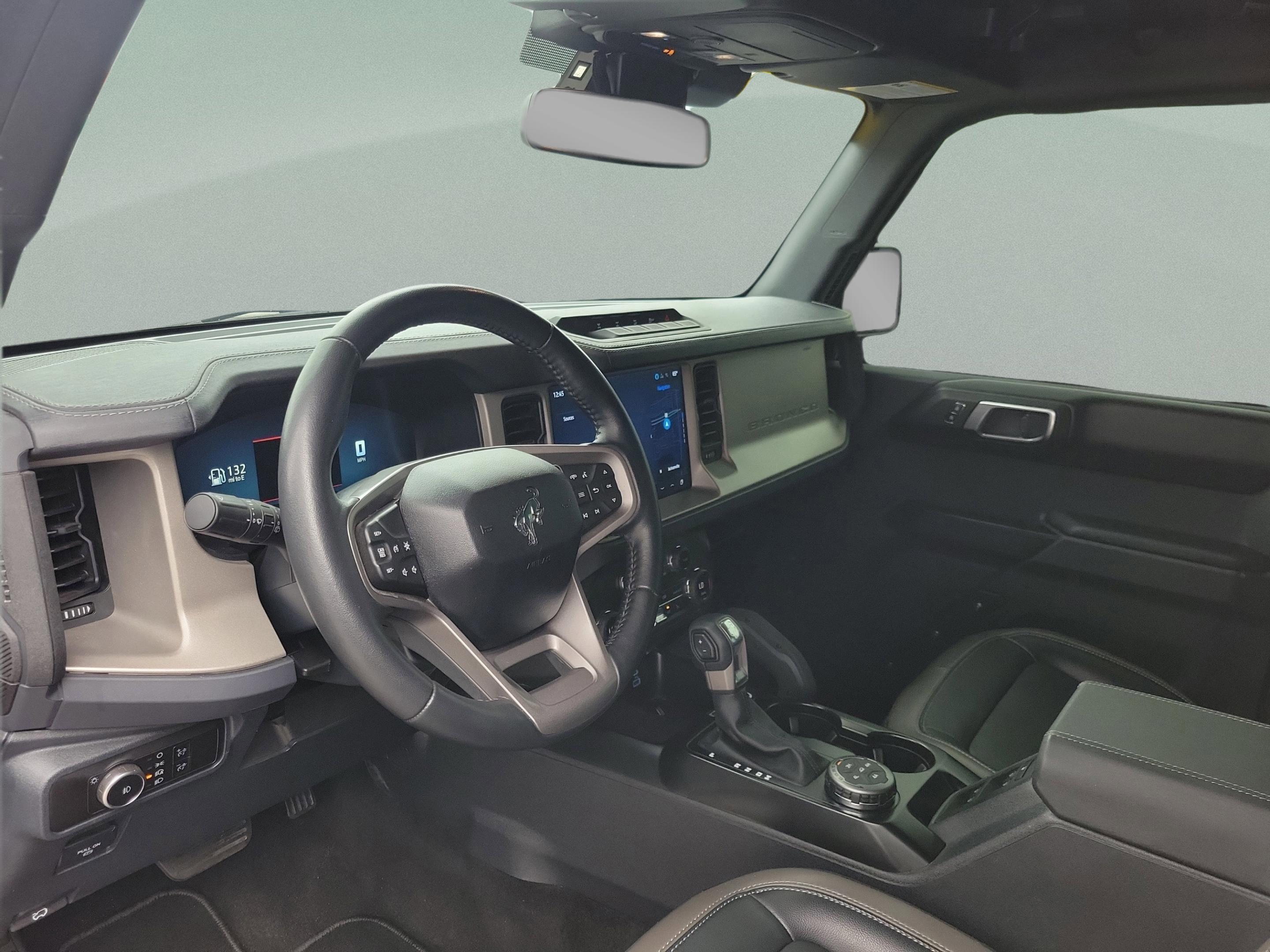 Used 2025 Ford Bronco Outer Banks w/ Sasquatch Package image 7